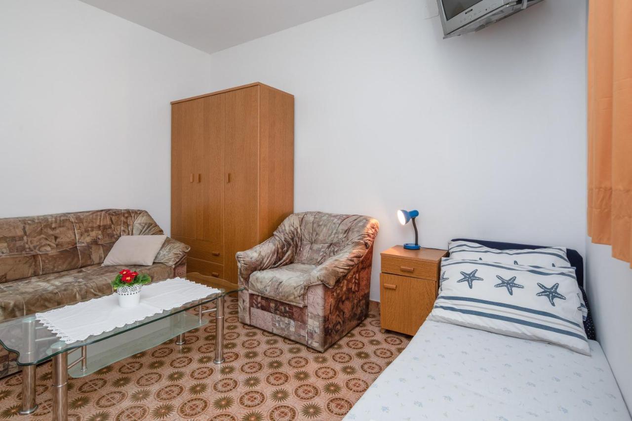 Beach Apartments "Bili Cvitak" Дуче Экстерьер фото