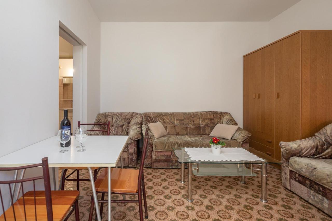 Beach Apartments "Bili Cvitak" Дуче Экстерьер фото