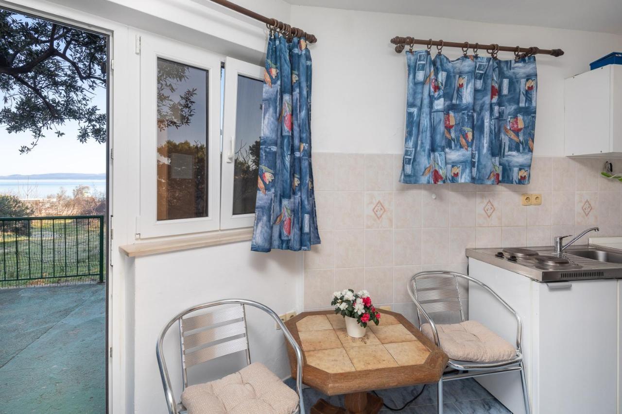 Beach Apartments "Bili Cvitak" Дуче Экстерьер фото