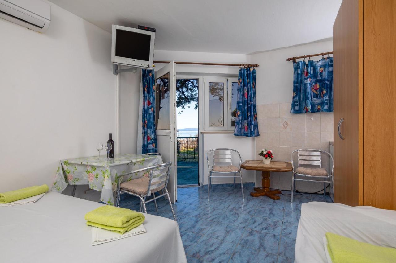 Beach Apartments "Bili Cvitak" Дуче Экстерьер фото